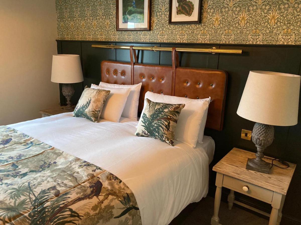 The Red Lion Inn By Chef & Brewer Collection Todwick Eksteriør billede